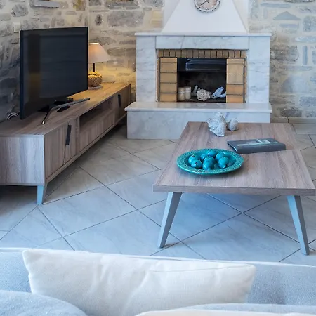 Paros Nereids * Paro