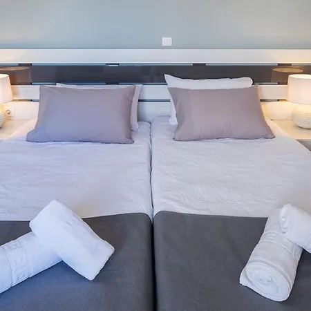 Paros Nereids Villa *