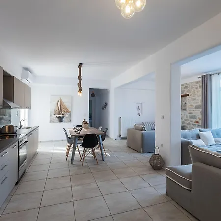 Nereids Villa *